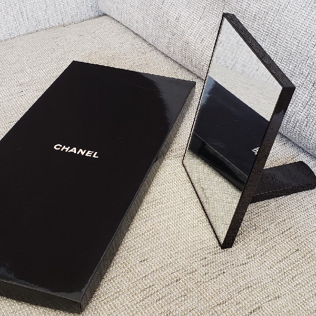 【非売品‼】CHANEL　シャネル   ノベルティ　手鏡　ミラー