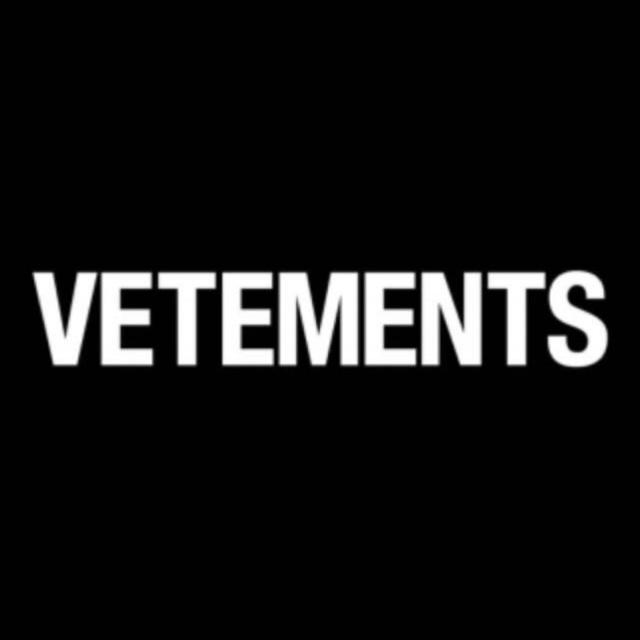 専用　VETEMENTS スターウォーズ　フーディー