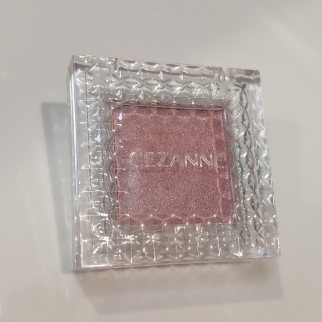 CEZANNE（セザンヌ化粧品）(セザンヌケショウヒン)のセザンヌ シングルカラーアイシャドウ 02 コスメ/美容のベースメイク/化粧品(アイシャドウ)の商品写真