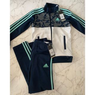 アディダス(adidas)のりん様専用　新品　アディダス  140 上下セット(その他)