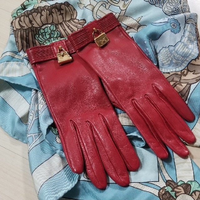 新品❤️ エルメス　レザーグローブ　レッド　7 コンスタンス　ケリーチャーム付き