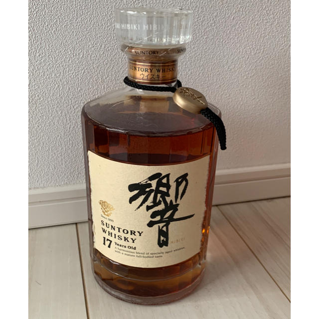 新品未開封 箱無し サントリー 響17年 700ml-