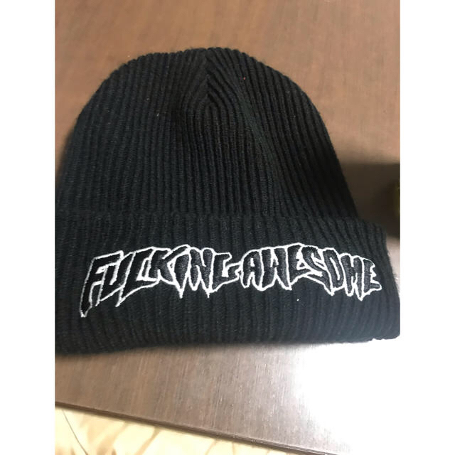 Supreme(シュプリーム)のfucking awesome ビーニー  野村周平着用 メンズの帽子(ニット帽/ビーニー)の商品写真