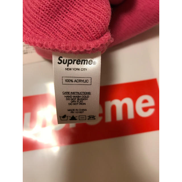 Supreme(シュプリーム)の定価以下supreme シュプリーム カモ柄 ビーニー メンズの帽子(ニット帽/ビーニー)の商品写真