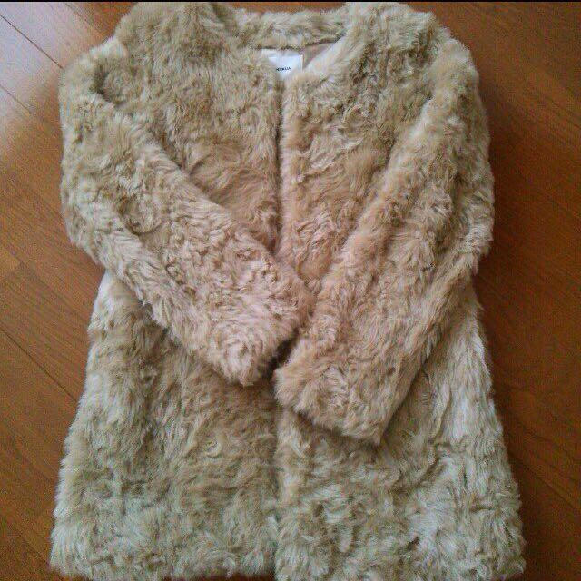 MURUA(ムルーア)のノーカラーファーコート💓 レディースのジャケット/アウター(毛皮/ファーコート)の商品写真