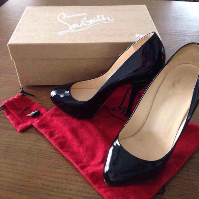 Christian Louboutin(クリスチャンルブタン)のichigo様専用 クリスチャンルブタン レディースの靴/シューズ(ハイヒール/パンプス)の商品写真