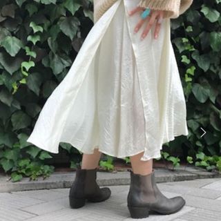 ドゥーズィエムクラス(DEUXIEME CLASSE)の★GLOSSY-SKIRT◆(ひざ丈スカート)