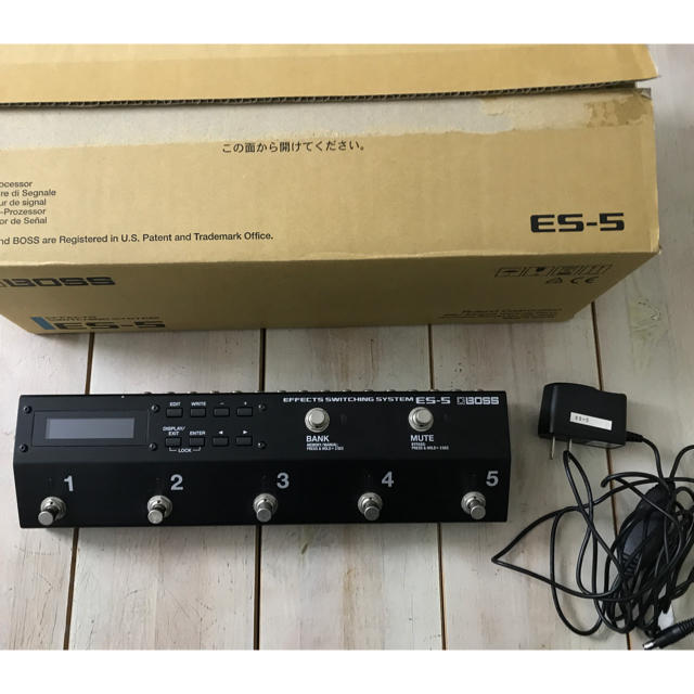 BOSS ES-5 プログラマブルスイッチャー