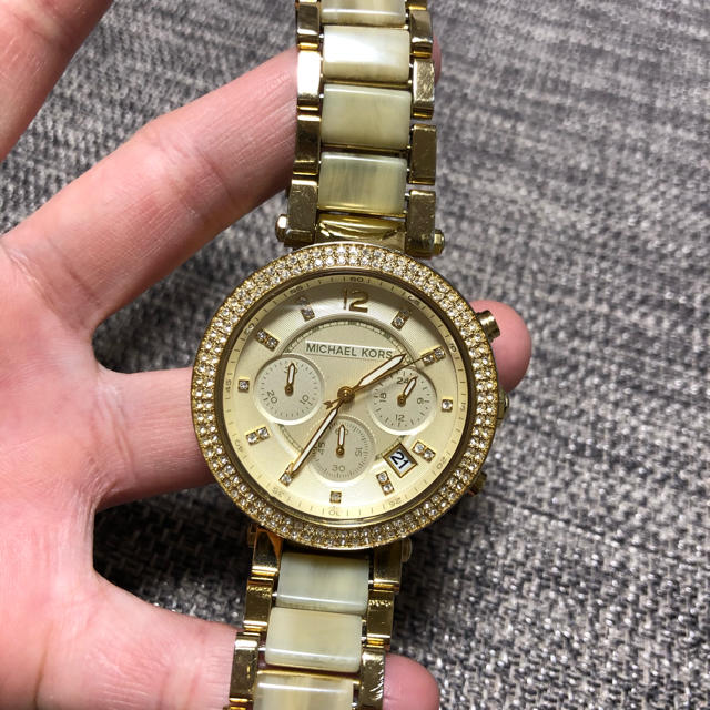 Michael Kors(マイケルコース)のマイケルコース　腕時計　レディース　ゴールド レディースのファッション小物(腕時計)の商品写真