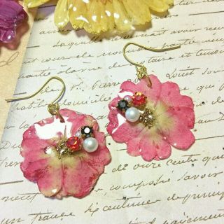 ワンコイン！薔薇とビジューピアス(ピアス)