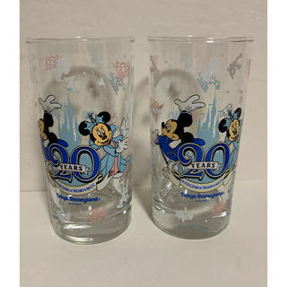ディズニー(Disney)のディズニー　20周年グラス　2個セット  / 未使用(グラス/カップ)