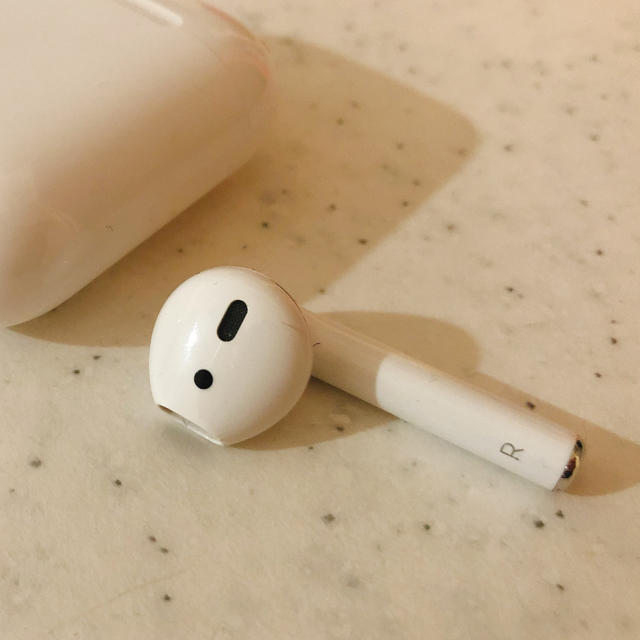 AirPods 第2世代　右耳　正規品　Apple