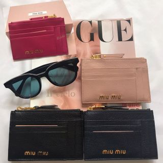 ミュウミュウ(miumiu)の【Miu Miu】とってもCute MADRASレザーカード&コインケース*(名刺入れ/定期入れ)