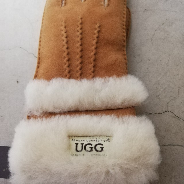 UGG(アグ)のアグUGG手袋 レディースのファッション小物(手袋)の商品写真