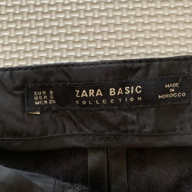 ZARA(ザラ)のZARA  レザー　スカート　キュロットパンツ　ミラーナイン レディースのパンツ(キュロット)の商品写真