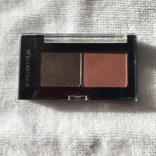 シュウウエムラ(shu uemura)のshu uemura プレスドアイシャドー(アイシャドウ)