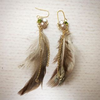 フェザーピアス(ピアス)