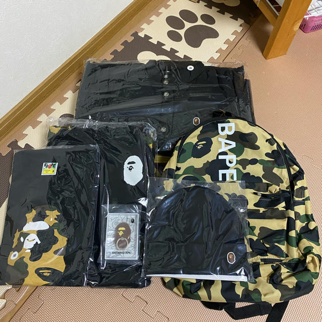 最終価格　福袋　A BATHING APE アベイシングエイプ　BAPE