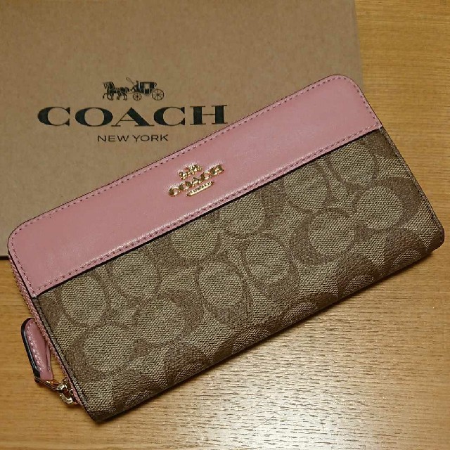 新品 ⭐ COACH コーチ 財布