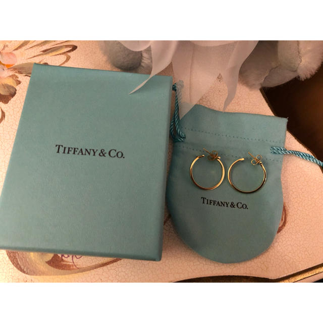 素晴らしい価格 & Tiffany Co. ワイヤー フープピアス 専用