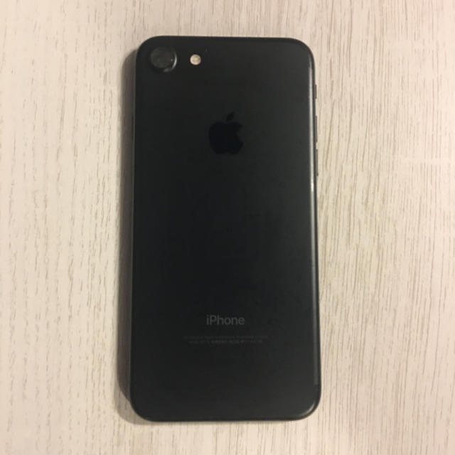 スマートフォン本体【美品】【画面傷なし】iPhone7 docomo