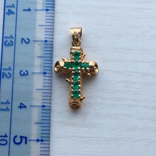 コロンビア産 エメラルド k18 18金 クロス ロザリオ 十字架 ペンダント