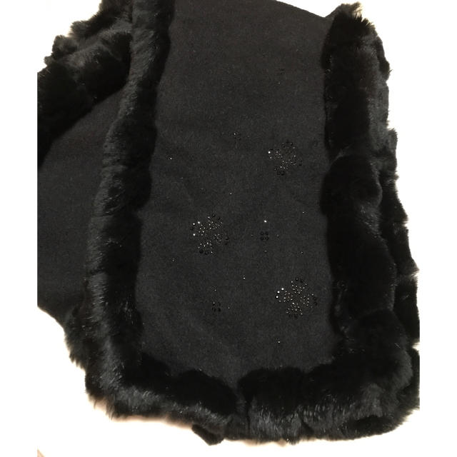 ANTEPRIMA(アンテプリマ)のアンテプリマ⭐︎ビジュー付きストール・マフラー・黒 レディースのファッション小物(マフラー/ショール)の商品写真