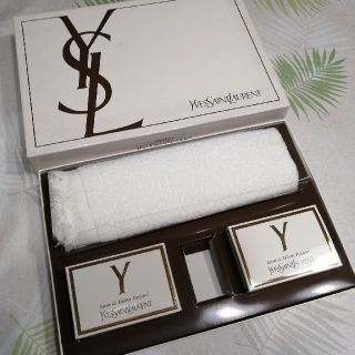 イヴサンローランボーテ(Yves Saint Laurent Beaute)のイブサンローランタオルセット(タオル/バス用品)