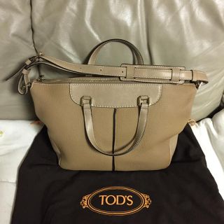 トッズ(TOD'S)のトッズハンド、ショルダーバック正規品‼️TK様専用お取り置き、購入不可です(ハンドバッグ)