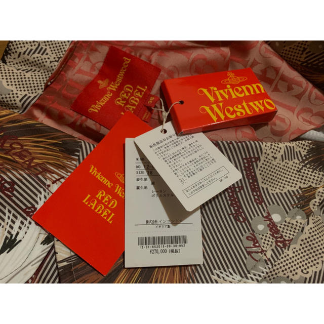 Vivienne Westwood(ヴィヴィアンウエストウッド)の新品未使用 Vivienne Westwood ロングコート レディースのジャケット/アウター(ロングコート)の商品写真