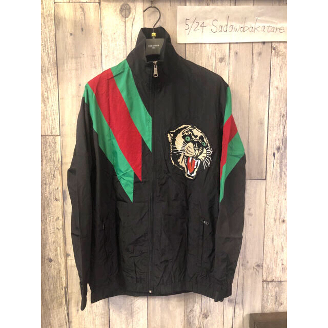 Gucci(グッチ)のあけおめSALE様専用 メンズのジャケット/アウター(ナイロンジャケット)の商品写真