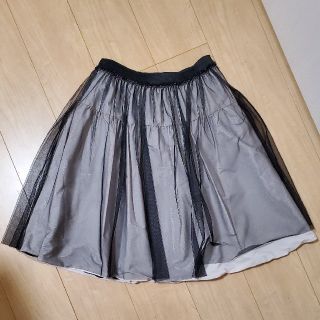 バーニーズニューヨーク(BARNEYS NEW YORK)のチュール×レザー　リバーシブルスカート(ひざ丈スカート)