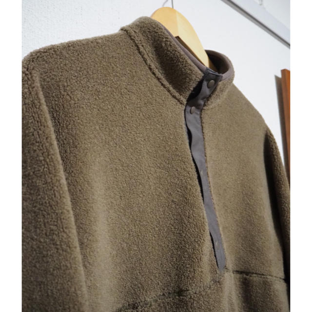 COMOLI(コモリ)の19AW graphpaper ボア プルオーバー カーキ サイズ1 美品 今期 メンズのジャケット/アウター(ブルゾン)の商品写真