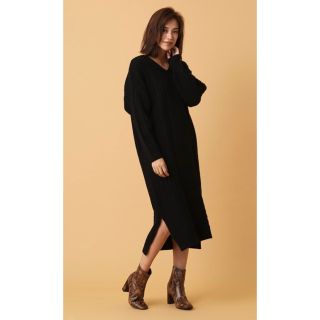 アズールバイマウジー(AZUL by moussy)の今期 AZUL ニットワンピース 完売品 ブラック(ロングワンピース/マキシワンピース)