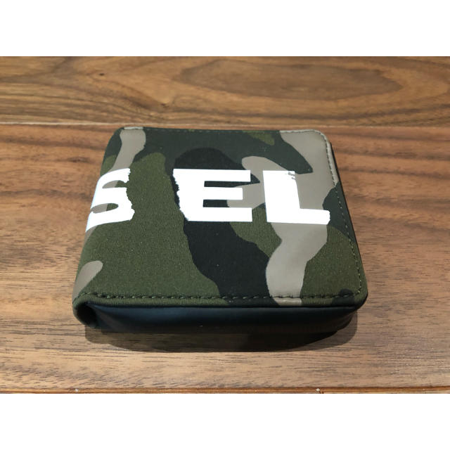 搬入設置サービス付 DIESEL 財布 迷彩 - 通販 - nautla.gob.mx
