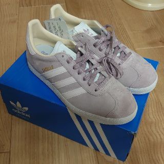 アディダス(adidas)のハッピーマミんさん専用！新品✩adidas GAZELLEパープル 23.5cm(スニーカー)