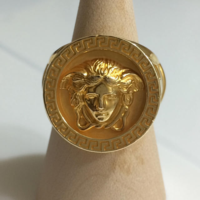 定番の中古商品 GIANNI 18K - Versace Gianni VERSACE リング 18金無垢