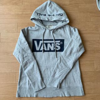 ヴァンズ(VANS)のVANS レディースパーカー　Mサイズ(パーカー)