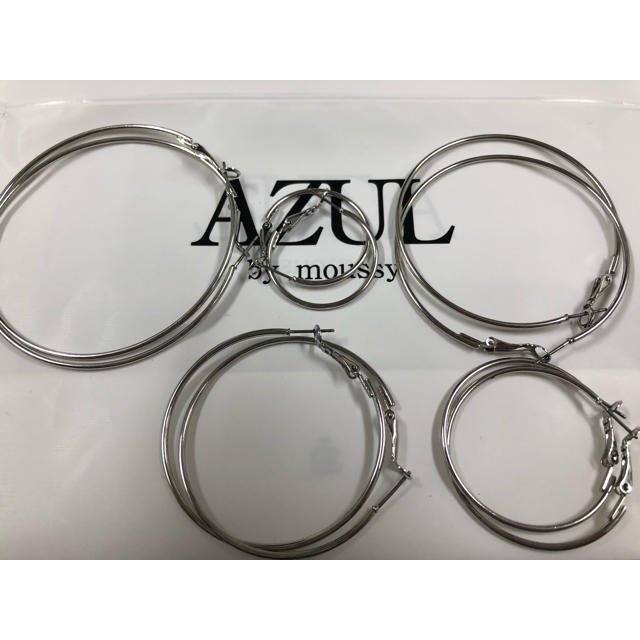 ZARA(ザラ)の新品未使用シルバーフープピアス メンズのアクセサリー(ピアス(両耳用))の商品写真