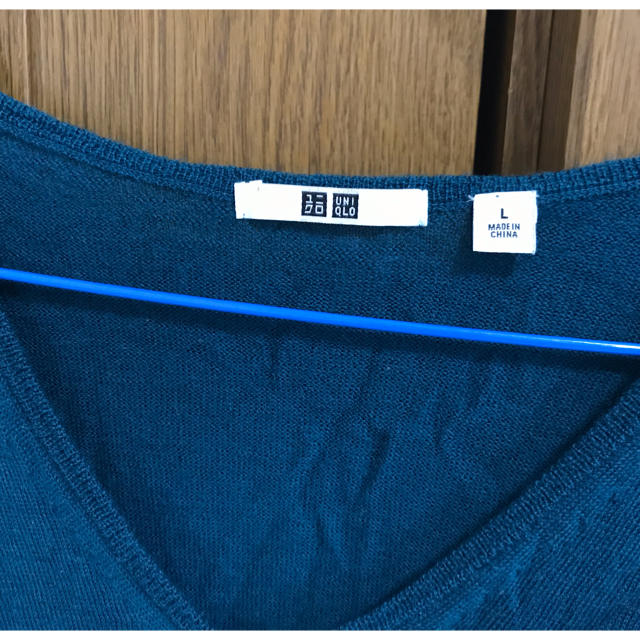 UNIQLO(ユニクロ)のニット　ウール  ユニクロ　グリーン　Lサイズ　Ｖネック レディースのトップス(ニット/セーター)の商品写真