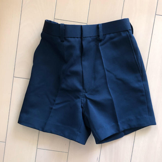 美品　小学生　制服　半ズボン　140  小学校(パンツ/スパッツ)