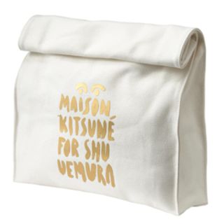 メゾンキツネ(MAISON KITSUNE')の新品♡未開封メゾンキツネ×シュウウエムラ(クラッチバッグ)