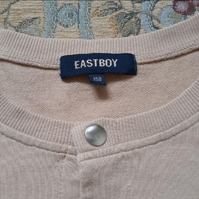 EASTBOY(イーストボーイ)のEAST BOY　シンプルなトップス キッズ/ベビー/マタニティのキッズ服女の子用(90cm~)(Tシャツ/カットソー)の商品写真