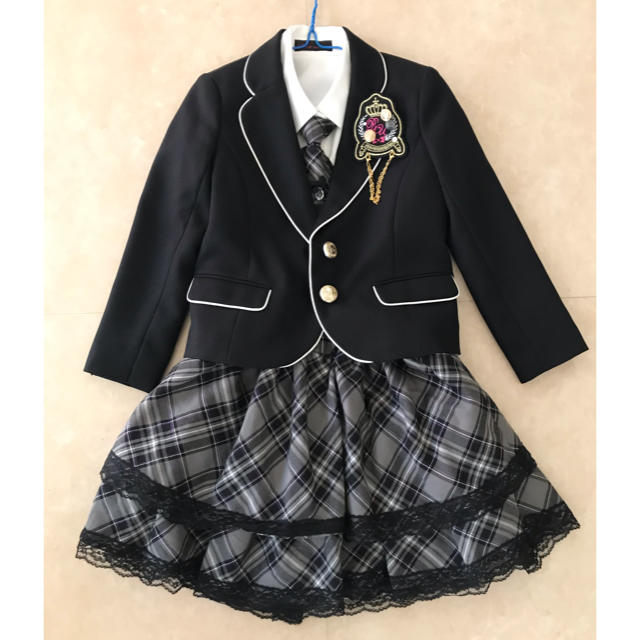 ginchaniine様専用！！120女の子 フォーマル キッズ/ベビー/マタニティのキッズ服女の子用(90cm~)(ドレス/フォーマル)の商品写真