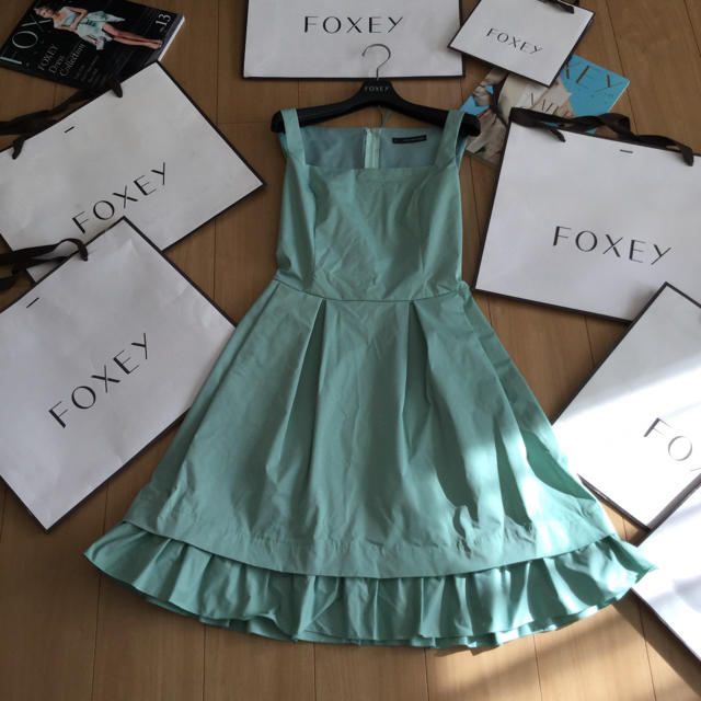 【良品】FOXEY NEW YORK カシュクールワンピース ベージュ 40