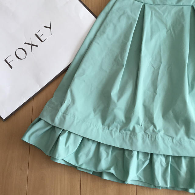 FOXEY(フォクシー)の♡FOXEY 裾フリルワンピース♡ レディースのワンピース(ひざ丈ワンピース)の商品写真