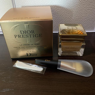 ディオール(Dior)のdior プレステージ　ラ　クレーム　ドゥ　タン030(ファンデーション)