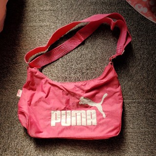 プーマ(PUMA)のプーマPUMAのショルダーバック(ピンク)(ショルダーバッグ)