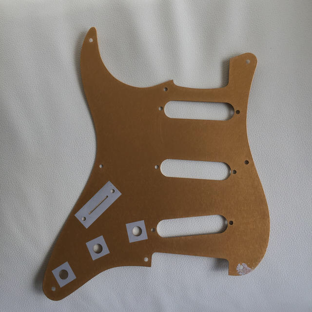 Fender(フェンダー)のピックガード 楽器のギター(パーツ)の商品写真