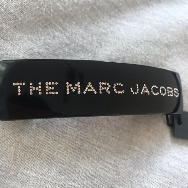 MARC JACOBS(マークジェイコブス)の新品未使用！MARC JACOBS バレッタ/ヘアアクセサリー レディースのヘアアクセサリー(バレッタ/ヘアクリップ)の商品写真